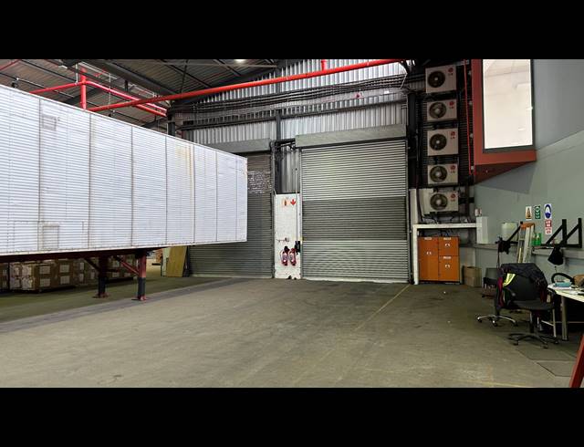 5,552M² WAREHOUSE TO LET IN EPPING INDUSTRIAL